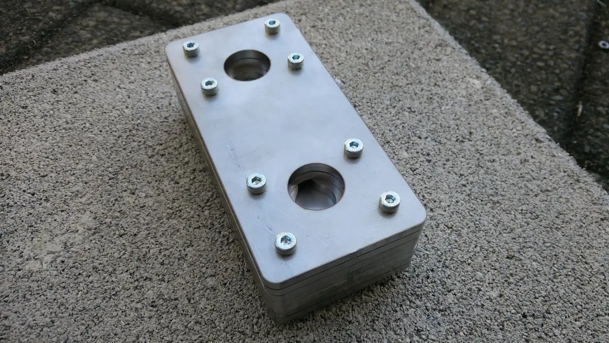 Assembled aluminium mould